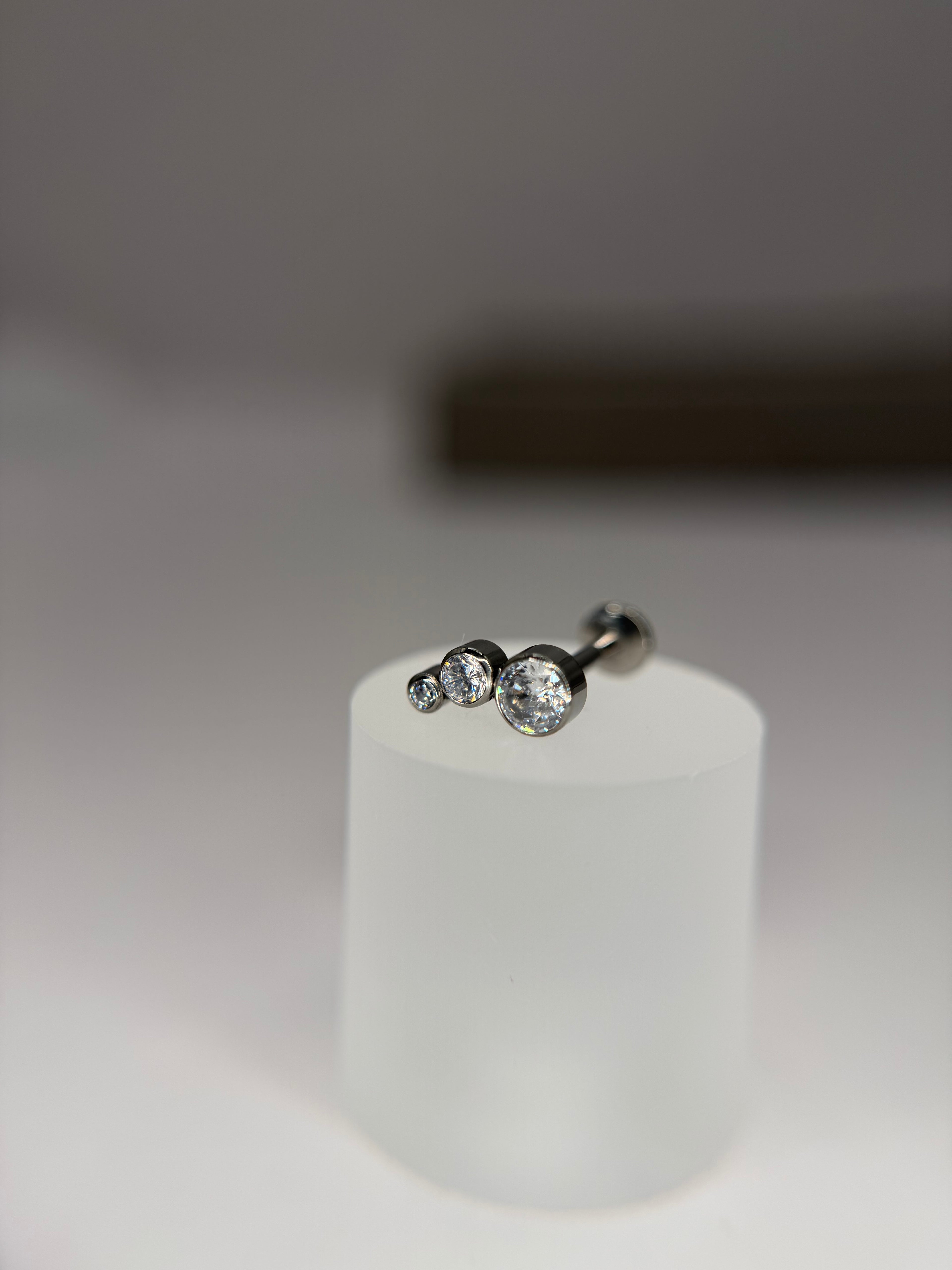 Labret Titanio Cluster trio p/m/g