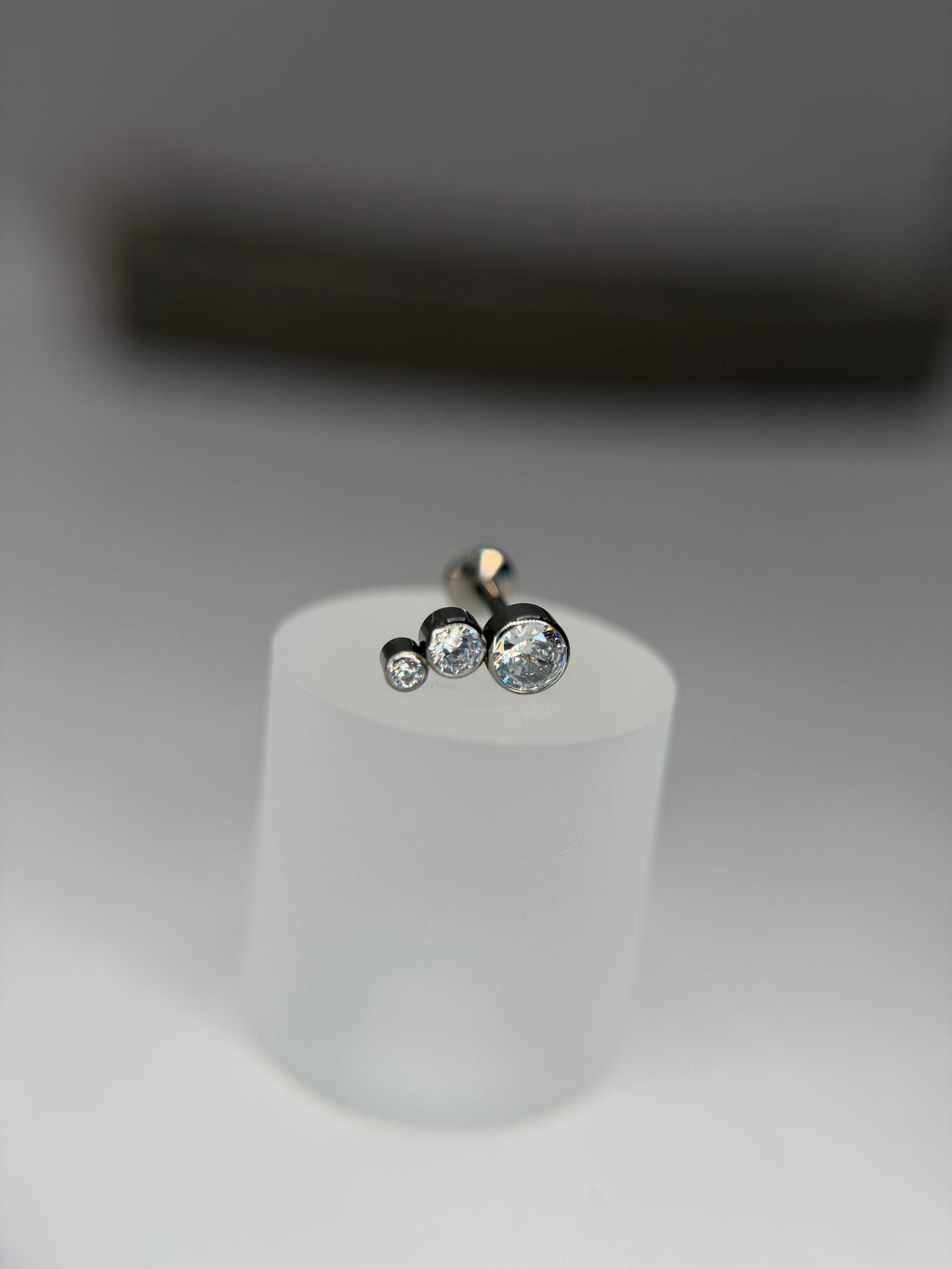 Labret Titanio Cluster trio p/m/g