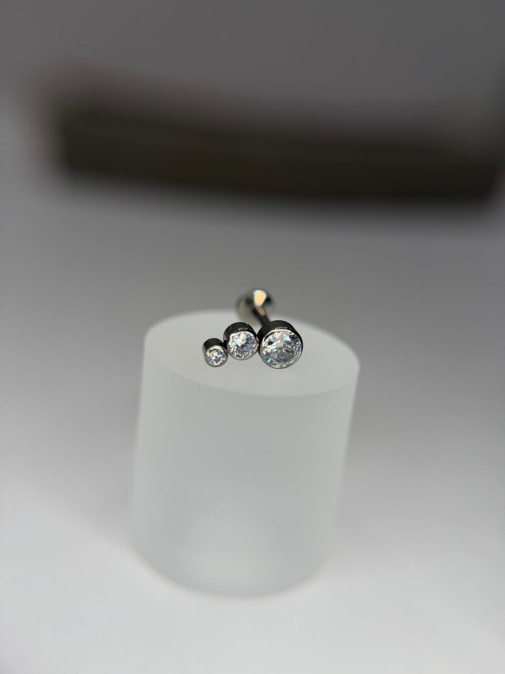 Labret Titanio Cluster trio p/m/g