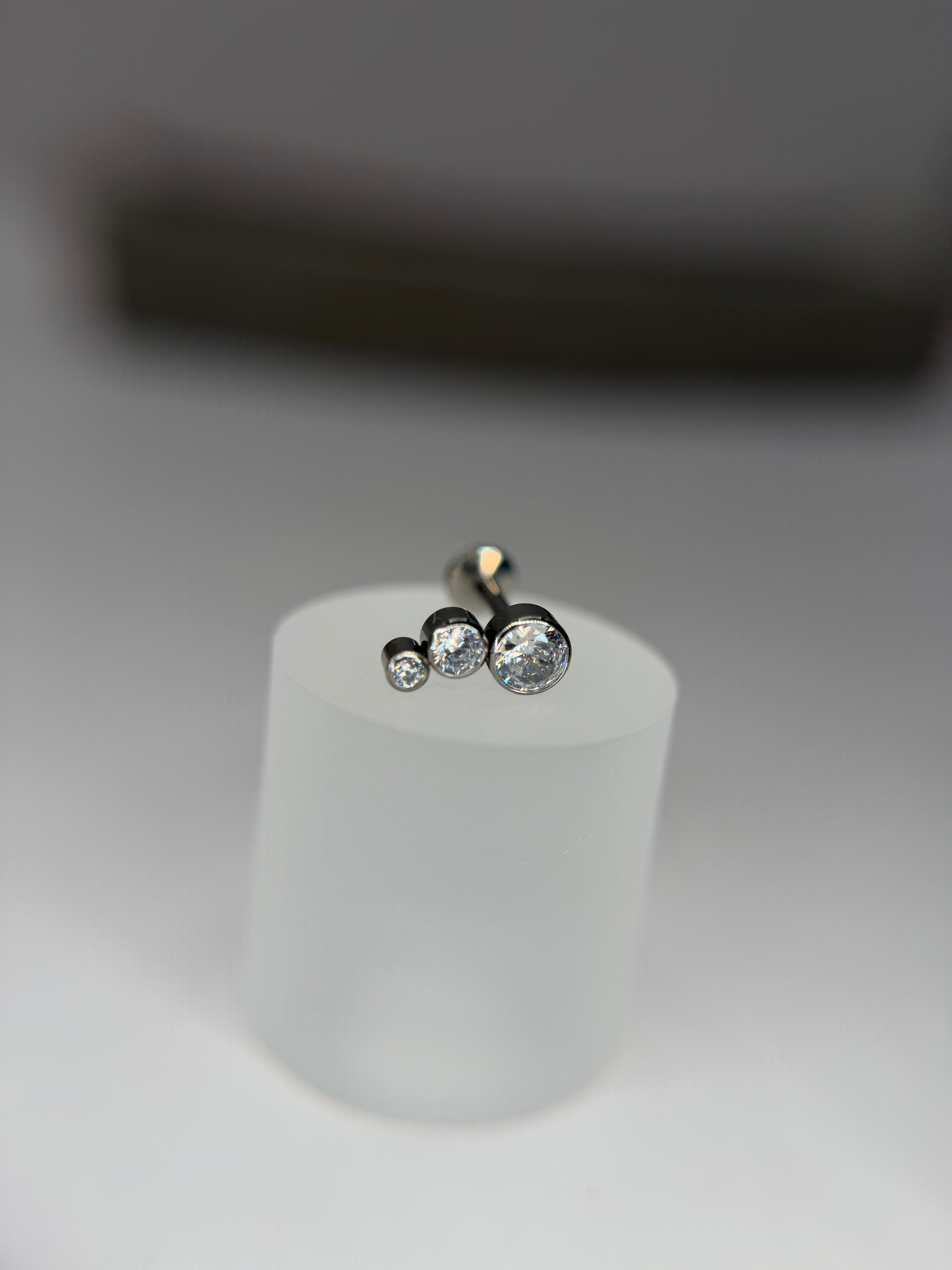 Labret Titanio Cluster trio p/m/g