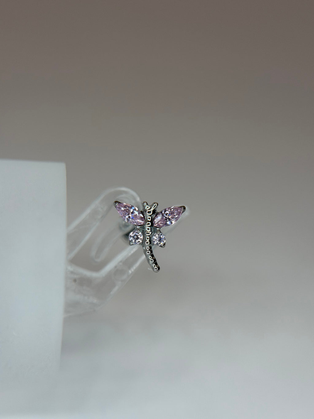 Labret libélula rose