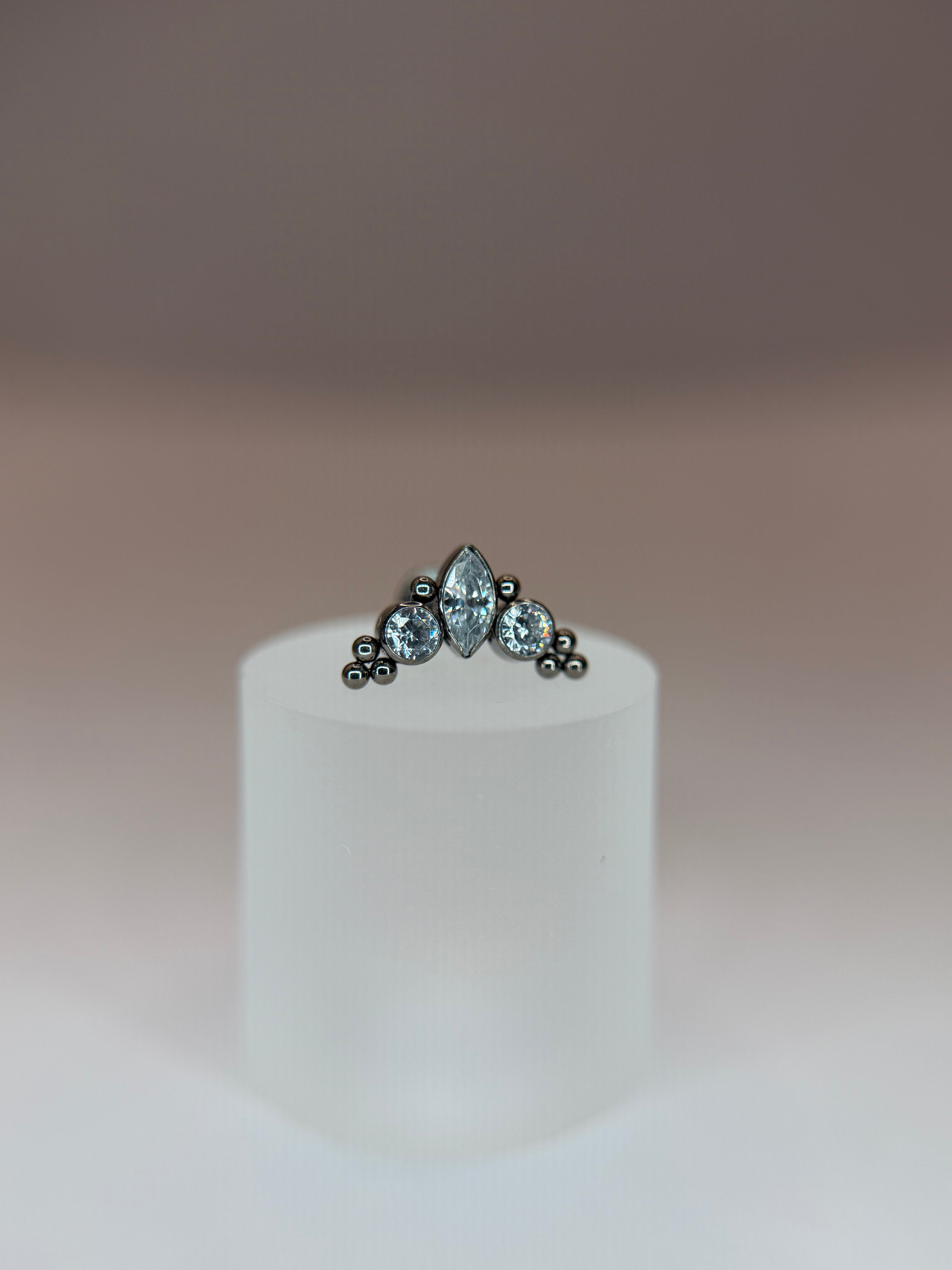 Labret Titânio Cluster (medio)